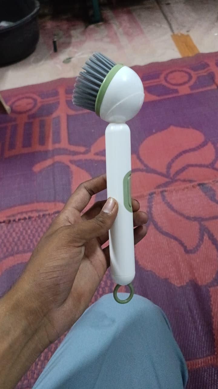 360° Scrubber Wand with Liquid Dispenser - Kitchen Cleaning Tool